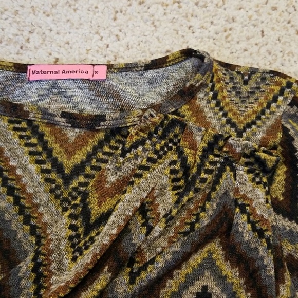 Cute maternity long sleeve dress, multicolored chevron pattern - Picture 4 of 5